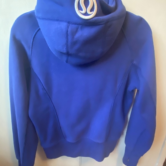 Lululemon Scuba - Picture 2 of 4